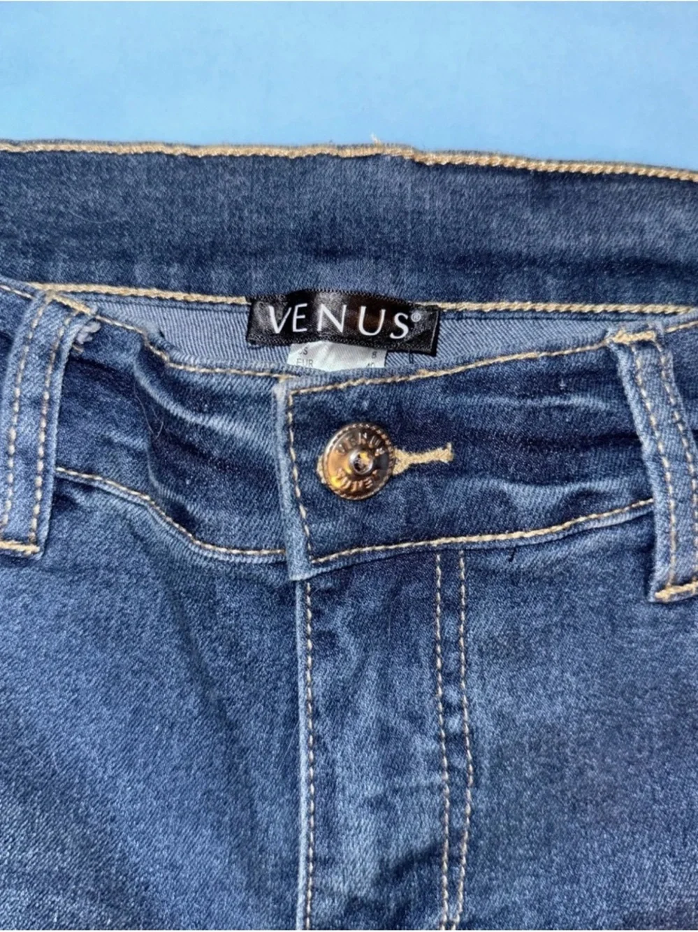 Venus Jeans Embroidered Floral Hem Size 8 Retro 70s Vintage Inspired Preppy - Picture 5 of 7
